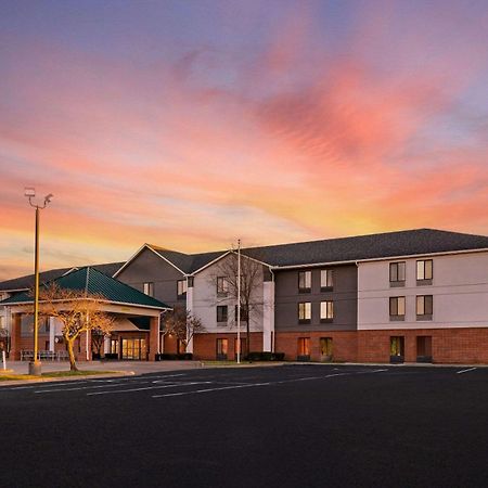 Quality Inn Warrensburg Bagian luar foto