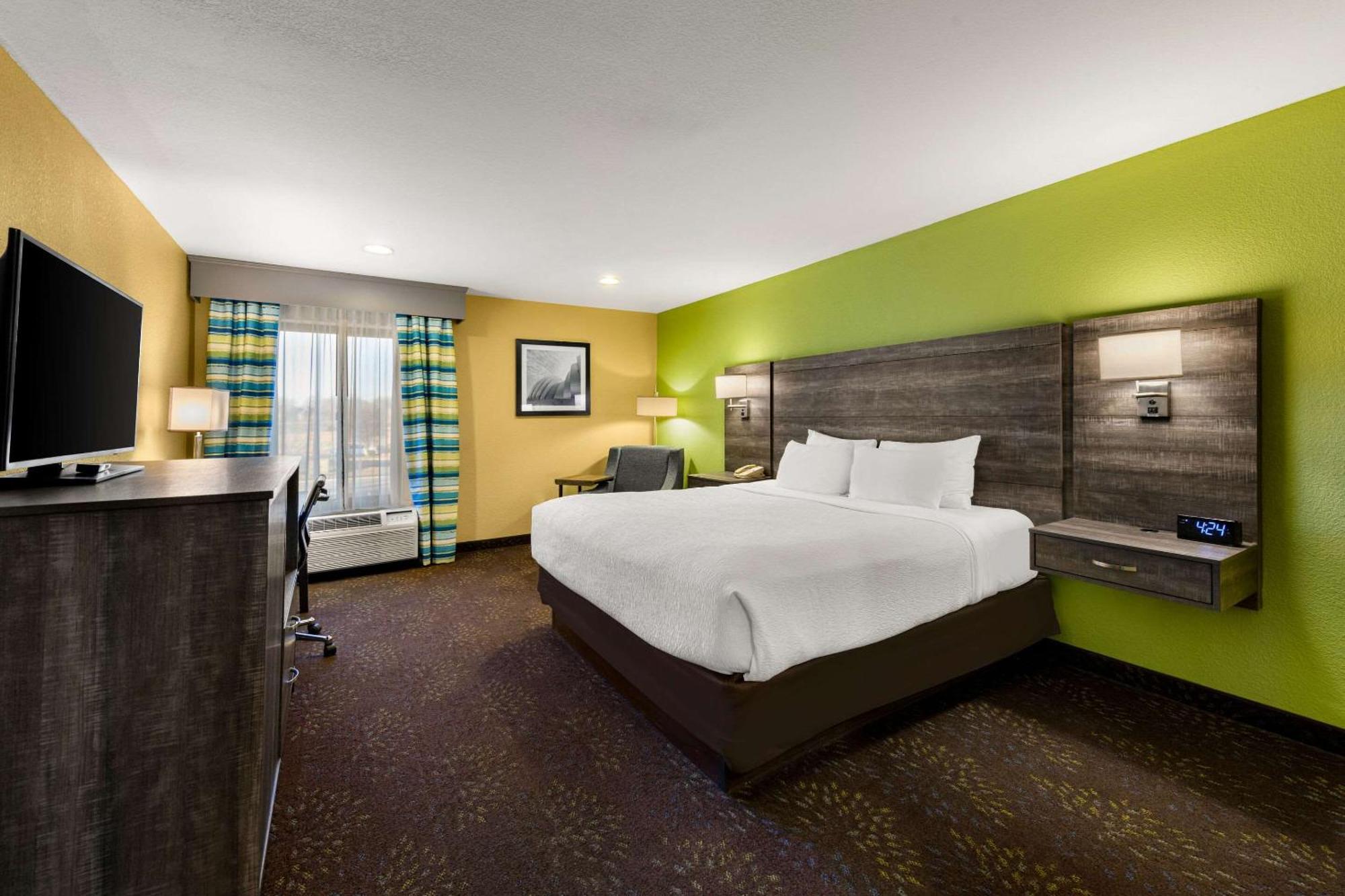 Quality Inn Warrensburg Bagian luar foto